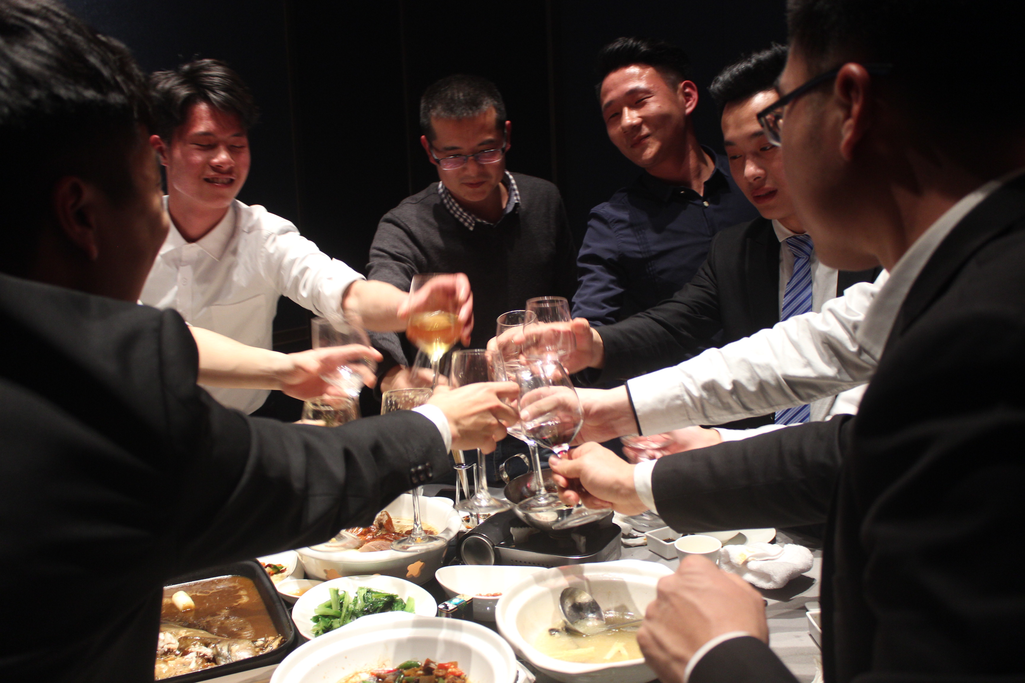 湖南中央空調(diào)，長沙中央空調(diào)，中央空調(diào)